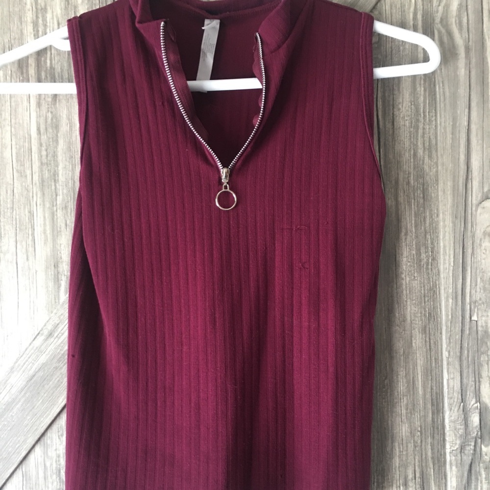 Crop tank top